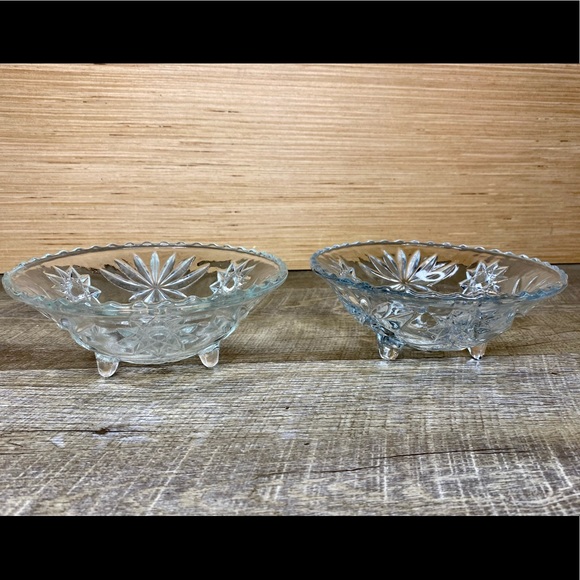 Set of 2 matching 6.5” Anchor Hocking Starburst Glass Candy Dishes Pressed Cut - Picture 4 of 11